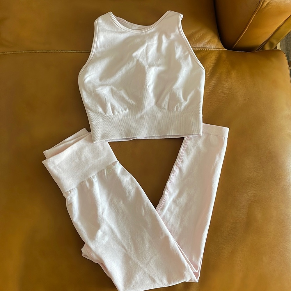 Bo and Tee pale pink workout set